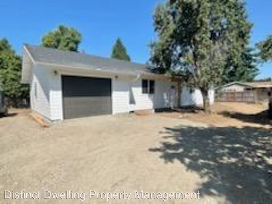 Primary Photo - 3 br, 2 bath House - 1246 Hughes St.