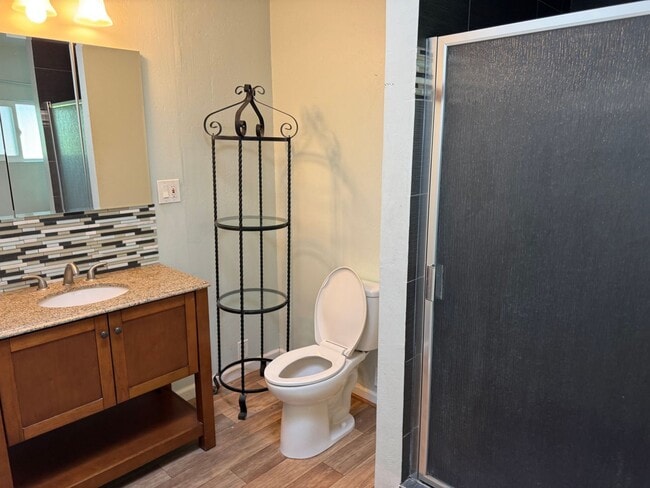 Building Photo - 1520 Cielo Ln