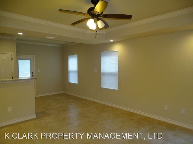 Foto del edificio - 3 br, 2.5 bath House - 6618 MIA WAY #101