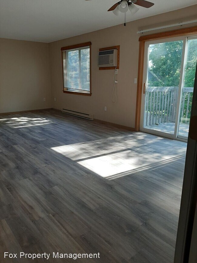 Foto del edificio - 2114 8th Ave NW