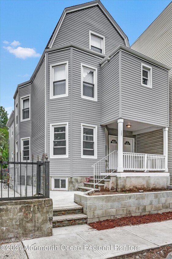 12 William St, East Orange, NJ 07017 Townhome Rentals in East Orange