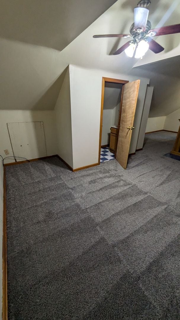Building Photo - Charming  Single Family 3bd/1.5 bath