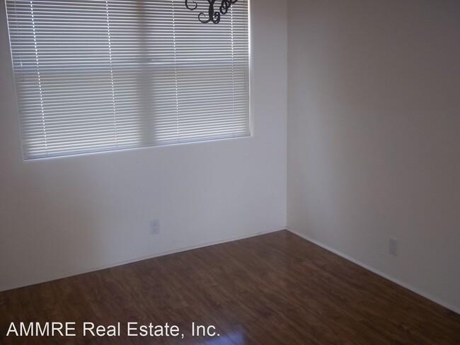 Building Photo - 3 br, 2.5 bath House - 3509 Yippee Calle C...