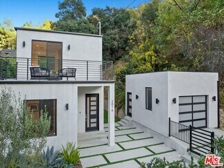 Building Photo - 2016 Stanley Hills Dr