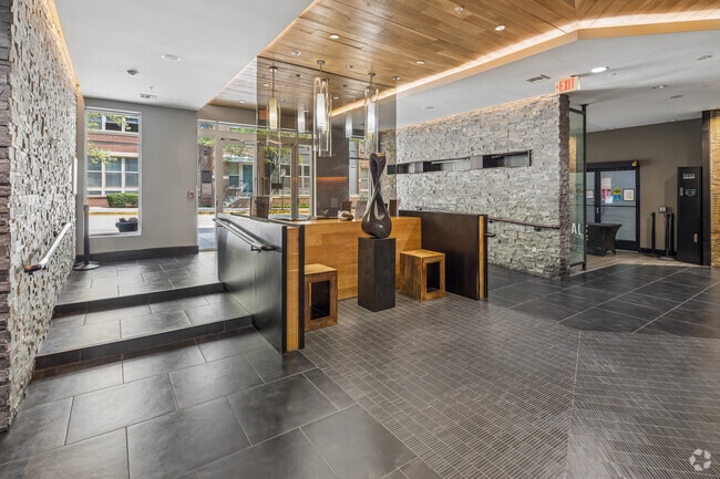 Lobby Photo - The Gale Eckington