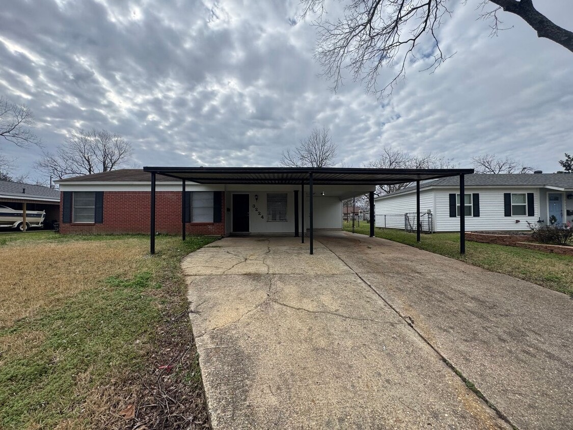 Primary Photo - Cute 3 bedroom, 1 Bathroom in South Bossier