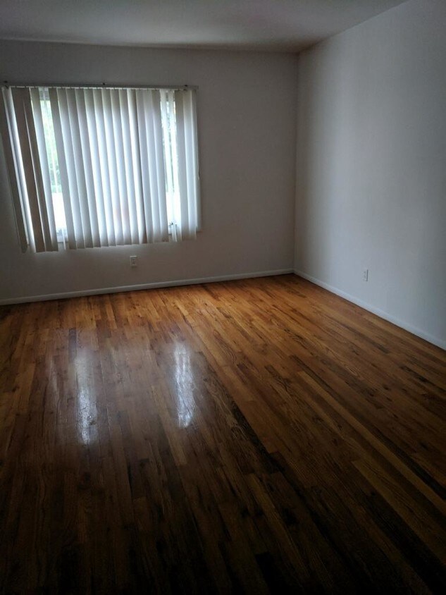 911 Willowbrook Rd, Staten Island, NY 10314 Apartments in Staten Island, NY