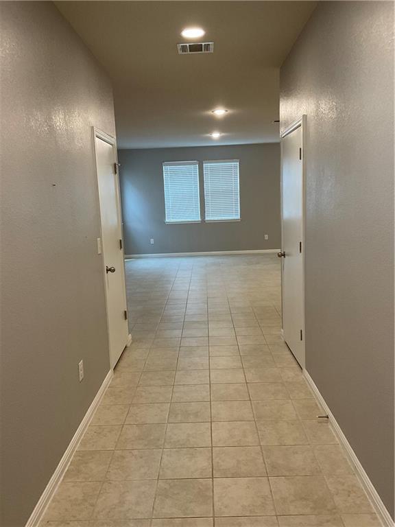 Building Photo - 245 Pearl Way
