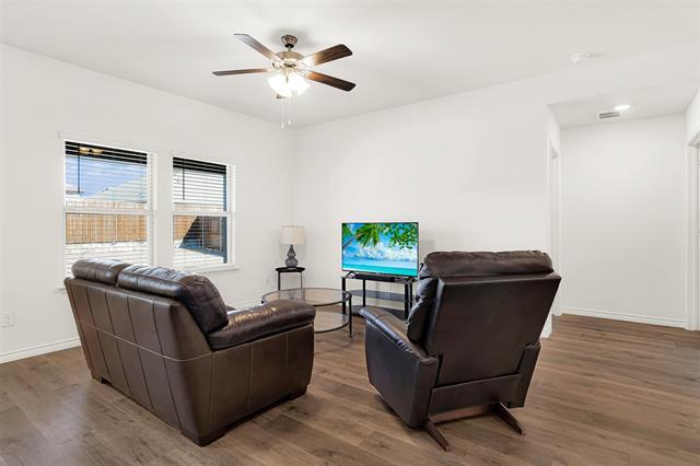 Building Photo - 712 Cool Cyn Trl