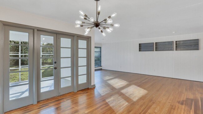 Foto del edificio - 3 Bedroom, 2 Bath