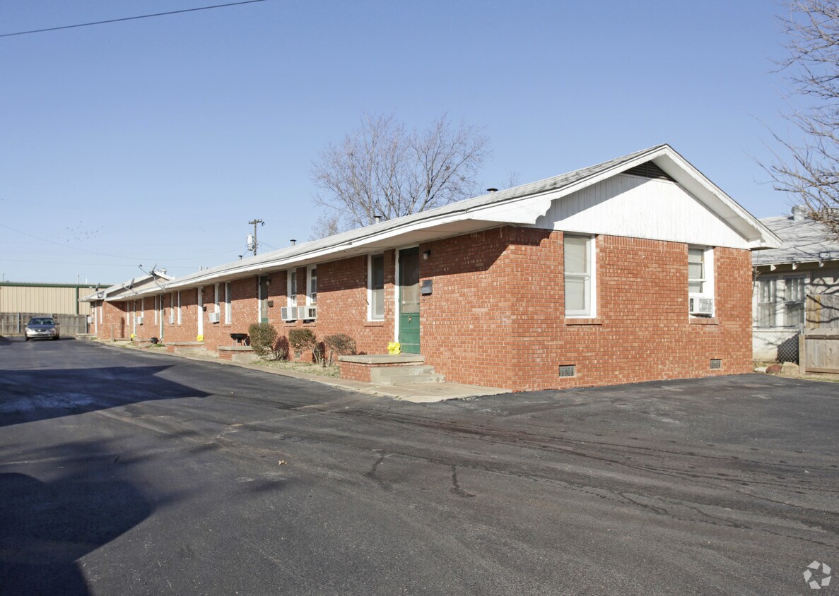Foto principal - 4109 N Beaver Ave