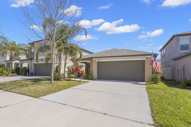 Building Photo - FULLY FENCED Home For Rent in Timber Creek!