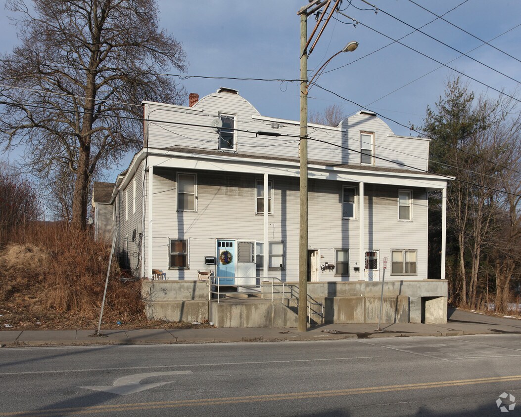 Foto del edificio - 164-166 N Elm St