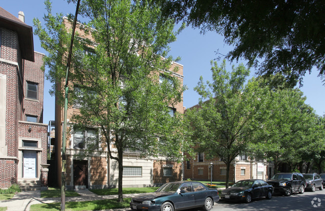 South University Avenue - 5123-5135 S University Ave