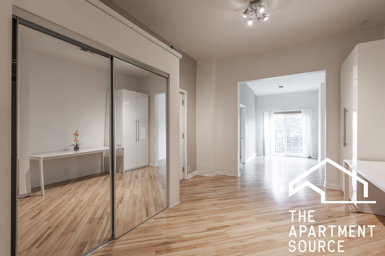 Foto principal - 2554 W Cortland St
