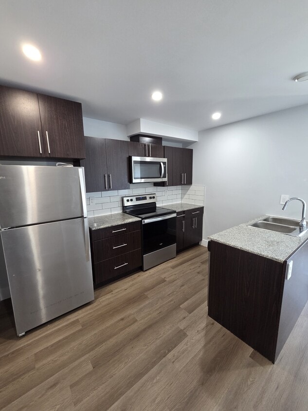 Building Photo - 25 Lynnett Rd