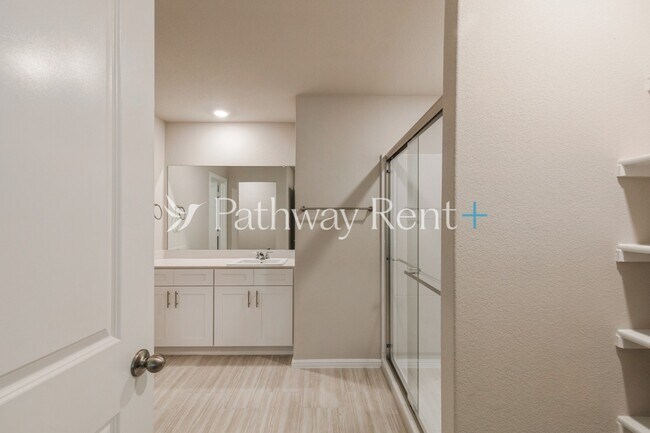 Foto del edificio - 9561 Mint Hill Dr