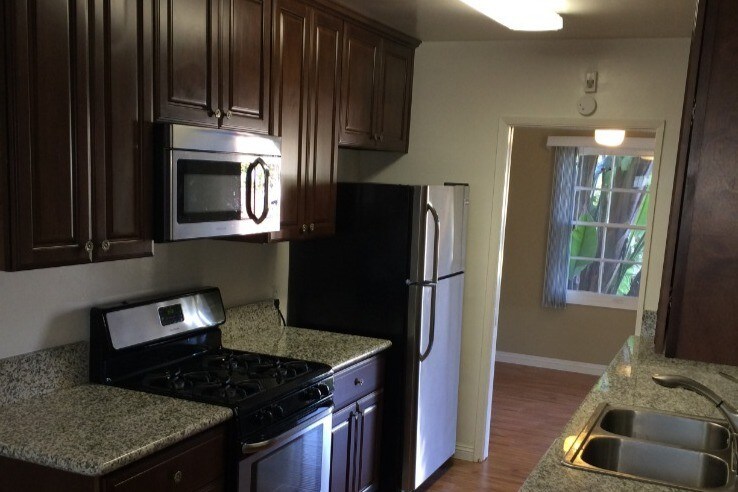 Foto principal - 1641 E Maple Ave