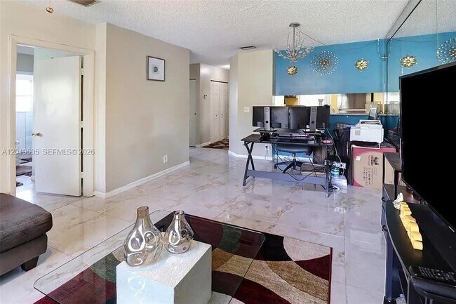 Foto del edificio - 3246 NW 102nd Terrace