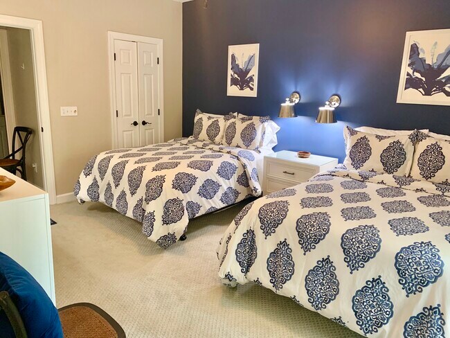 Foto del edificio - 1723 Woodbrooke Dr