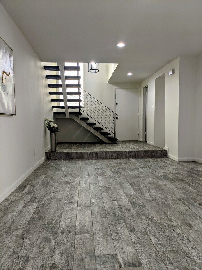 Foto del edificio - 22920 Maple Ave
