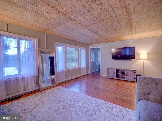Foto del edificio - 44620 Three Coves Rd