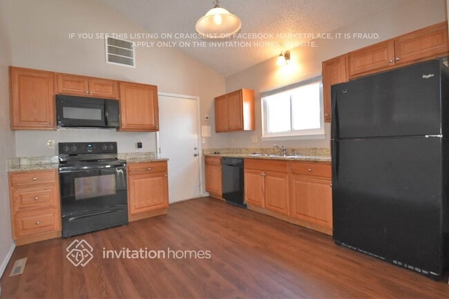 Foto del edificio - 1024 S Waco Way