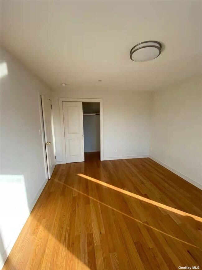 13235 41st Rd, Queens, NY 11355 Condo for Rent in Queens, NY