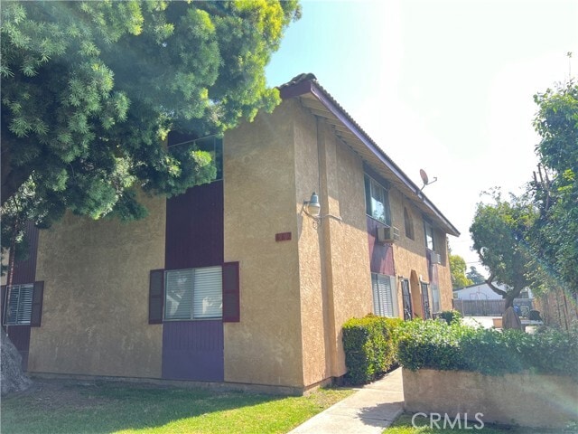 Building Photo - 662 N Gordon St