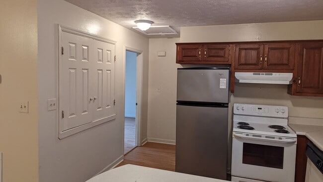 Building Photo - 108 Teaver Ct