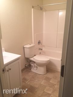 Foto del edificio - 1 br, 1 bath Apartment - Chateau Village 209