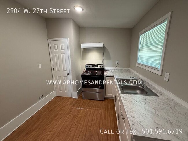 Foto del edificio - 2904 W 27th St