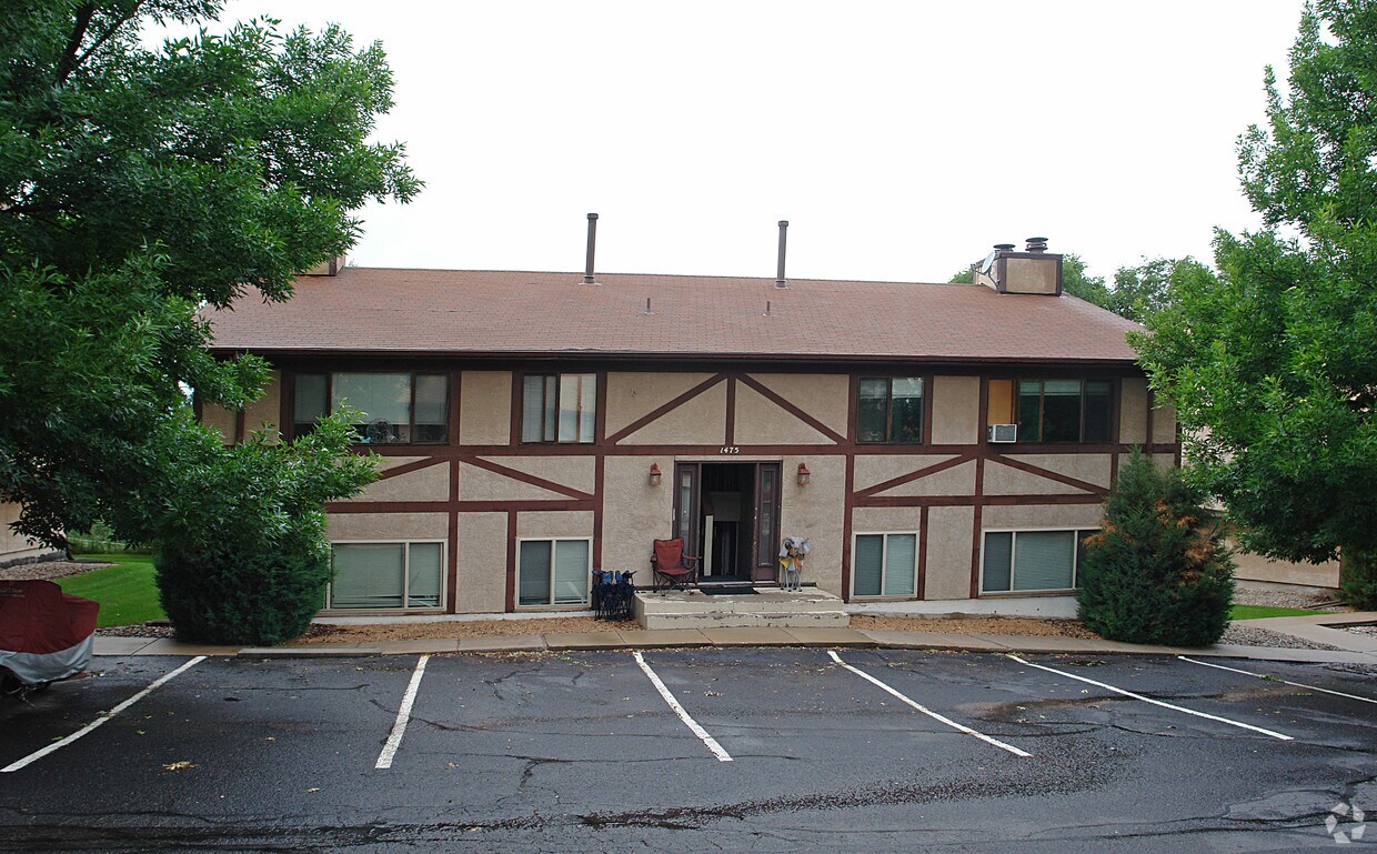 1475 Manitou Blvd, Colorado Springs, CO 80904 Apartments in Colorado