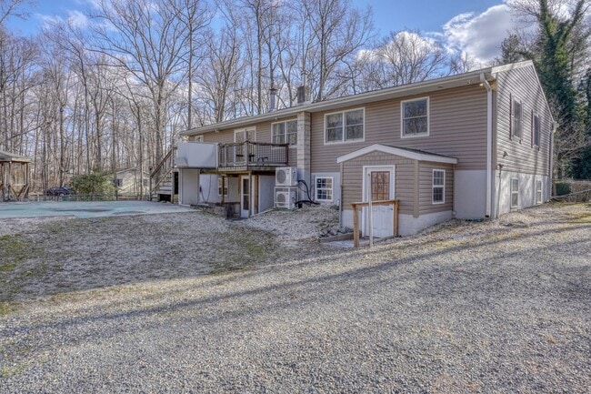 Foto del edificio - Just What You Have Been Looking For a Single Family Ranch in a Quaint Country Setting