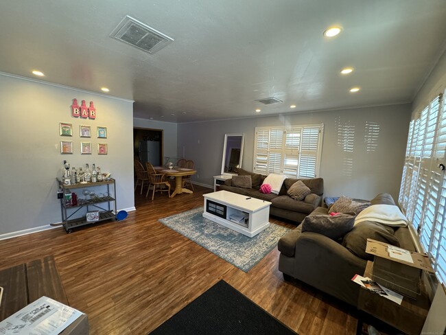 Building Photo - 37 Tarinelli Cir