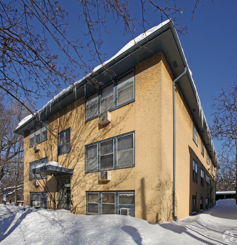 Primary Photo - 1433 7th St E