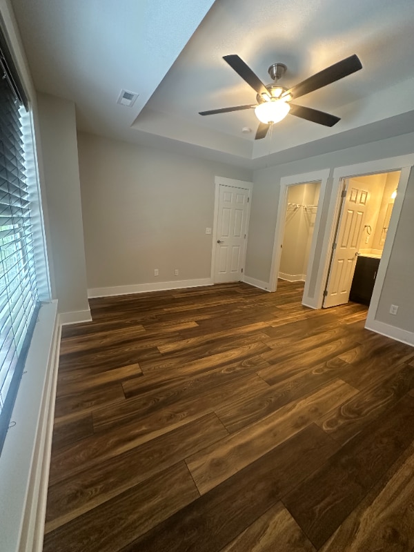 Building Photo - 4408 Shelborne Dr