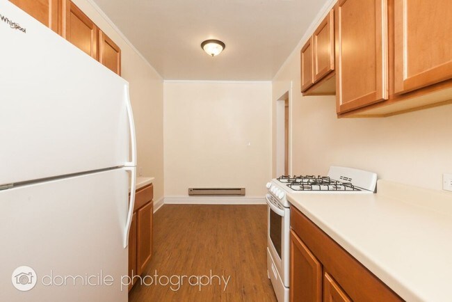 Foto del edificio - 2512 N Lincoln Ave