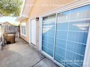 Building Photo - 2604 Ringold Cir