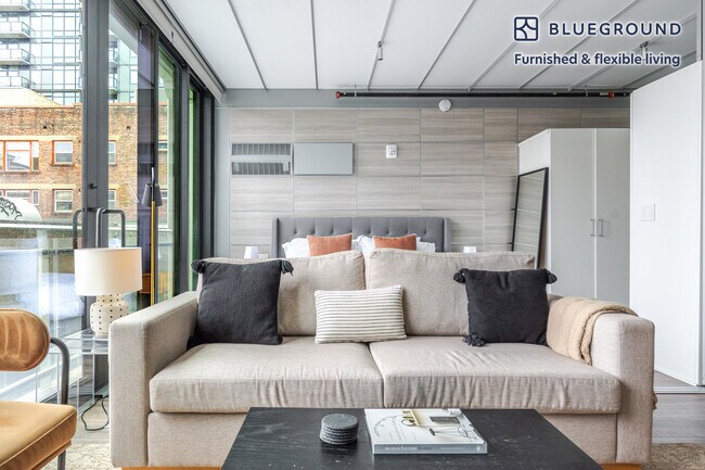 Foto del edificio - 303 Battery St