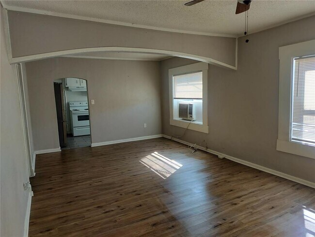 Foto del edificio - 426 E St