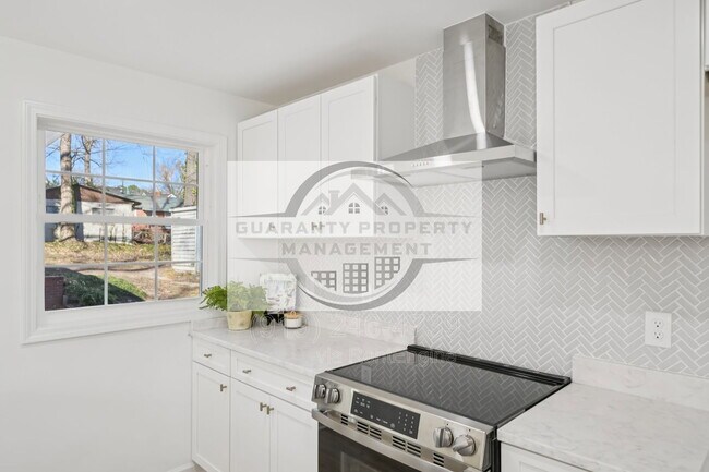 Foto del edificio - 2343 Derby Dr