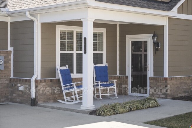 Building Photo - 7414 Kousa Dr