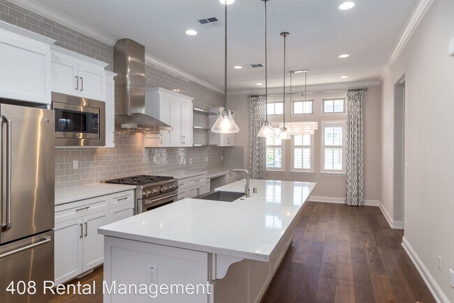 Building Photo - 3 br, 3.5 bath House - 106 Evandale Avenue
