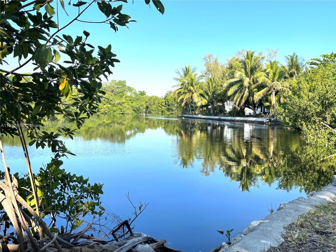 18214 Oleta Dr, Miami, FL 33160 House for Rent in Miami, FL