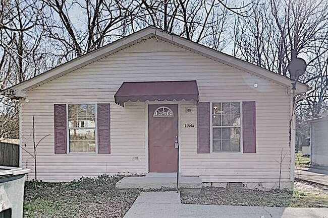 Building Photo - 1154 Kirkland Ave