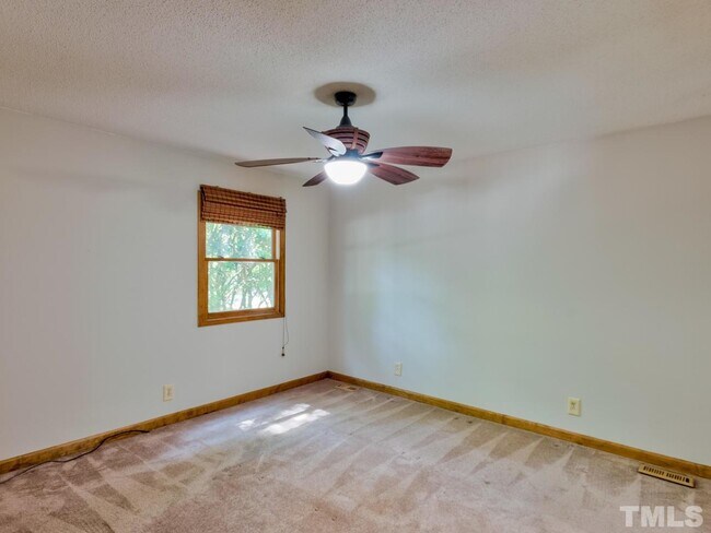 Foto del edificio - 7433 Edenwood Ln