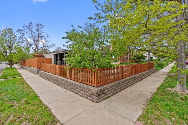 Foto del edificio - Wonderful Sloan's Lake Home