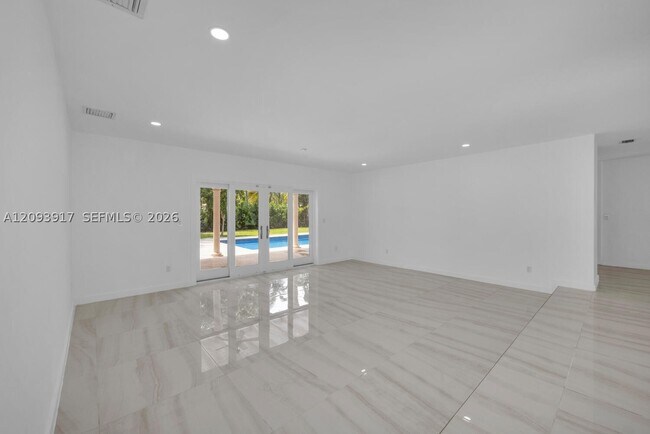 Building Photo - 13840 SW 74th Ct