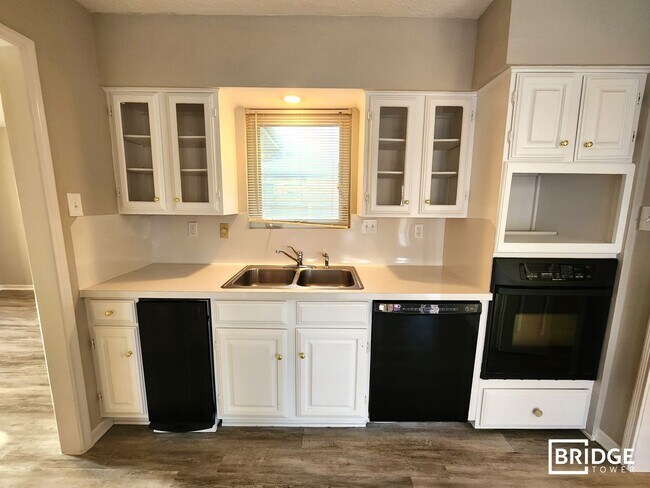 Building Photo - 17826 Cypress Spring Dr